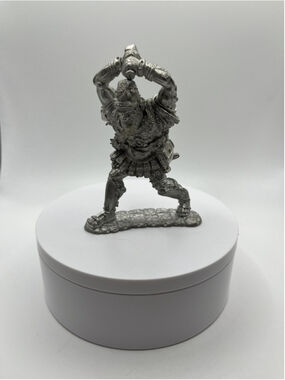 VINTAGE Ral Partha Giant Vintage Fantasy Metal / PEWTER HARD TO FIND THIS ONE